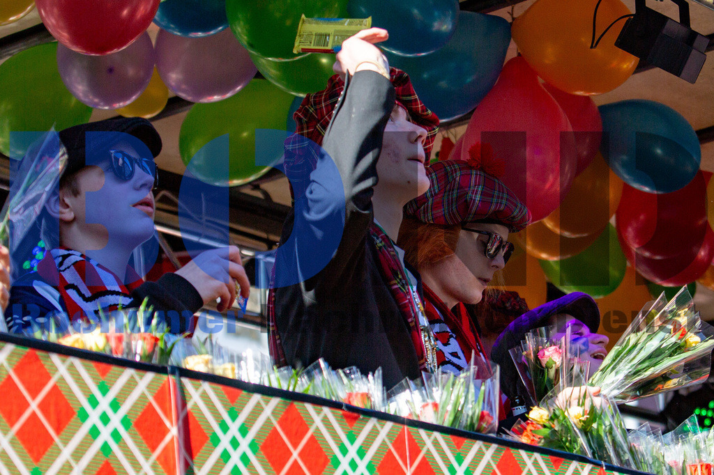 JEM_WATKAR20250302-67 | bond - Realisiert mit Pictrs.com