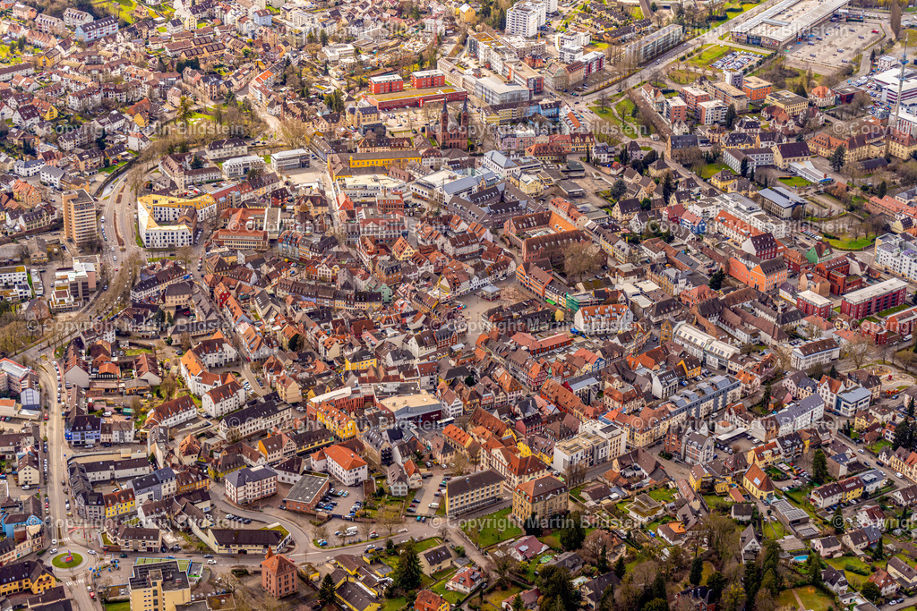Lahr-1-12-03-23-1-52 | Bilder Fotos Luftbilder Luftaufnahmen Deutschland Süden Westen Schwarzwald Baden Württemberg  