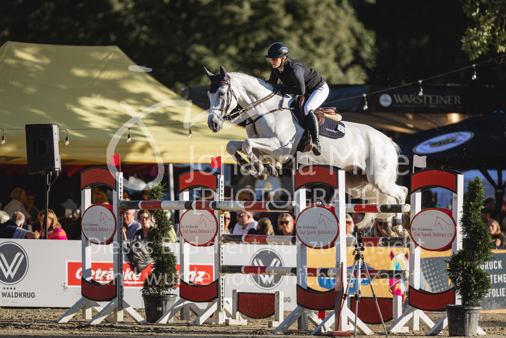 230826_Delbrueck_S1-Spr-959 | Deine schönsten Turniermomente als professionelle Fotos! Entdecke hochwertige Pferdesport-Fotografie im Online-Shop. Jetzt Fotos finden & bestellen!