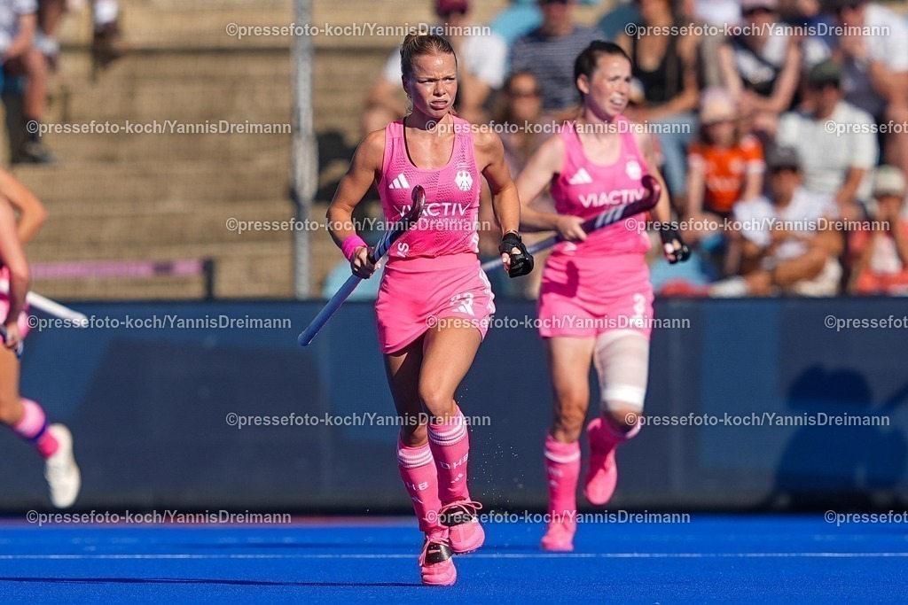 xydrx09082504060 | 09.08.2025, xydrx, Frauen EuroHockey Championship 2025, Gruppenphase, Gruppe a, Deutschland - Frankreich, Sparkassenpark Mönchengladbach: Emma Davidsmeyer (GER #23)