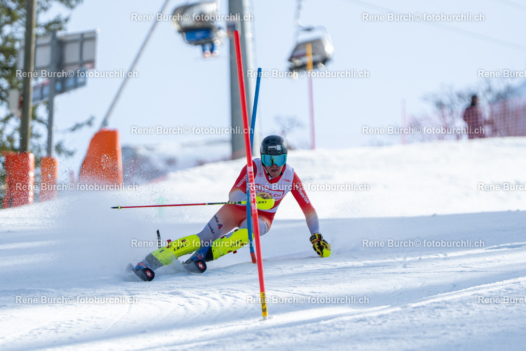 BUR02842 | René Burch leidenschaftlicher Fotograf aus Kerns in Obwalden.  Hier finden sie Sport, Landschaft und Natur Fotografie.
 - Realisiert mit Pictrs.com