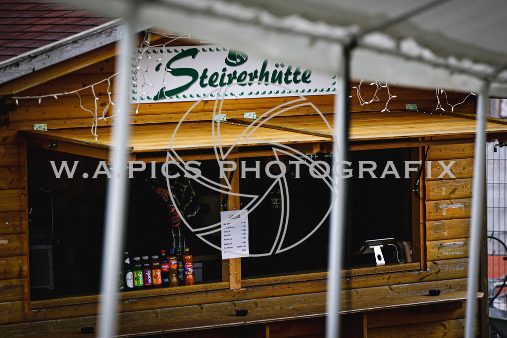 ..... | AUSTRIA, 24.11.24, 3.Radquerfeldein GP um das Sportzentrum Gunskirchen Image shows: Photo: Wapics / Andreas Willdoner