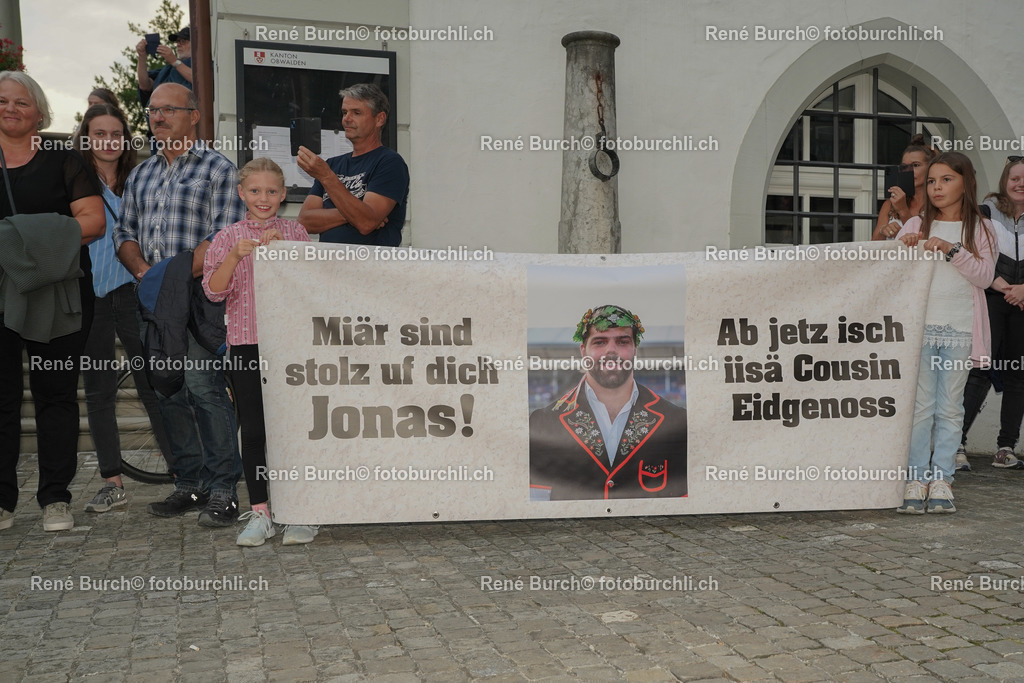 DSC08338-2 | René Burch leidenschaftlicher Fotograf aus Kerns in Obwalden.  Hier finden sie Sport, Landschaft und Natur Fotografie.
 - Realisiert mit Pictrs.com