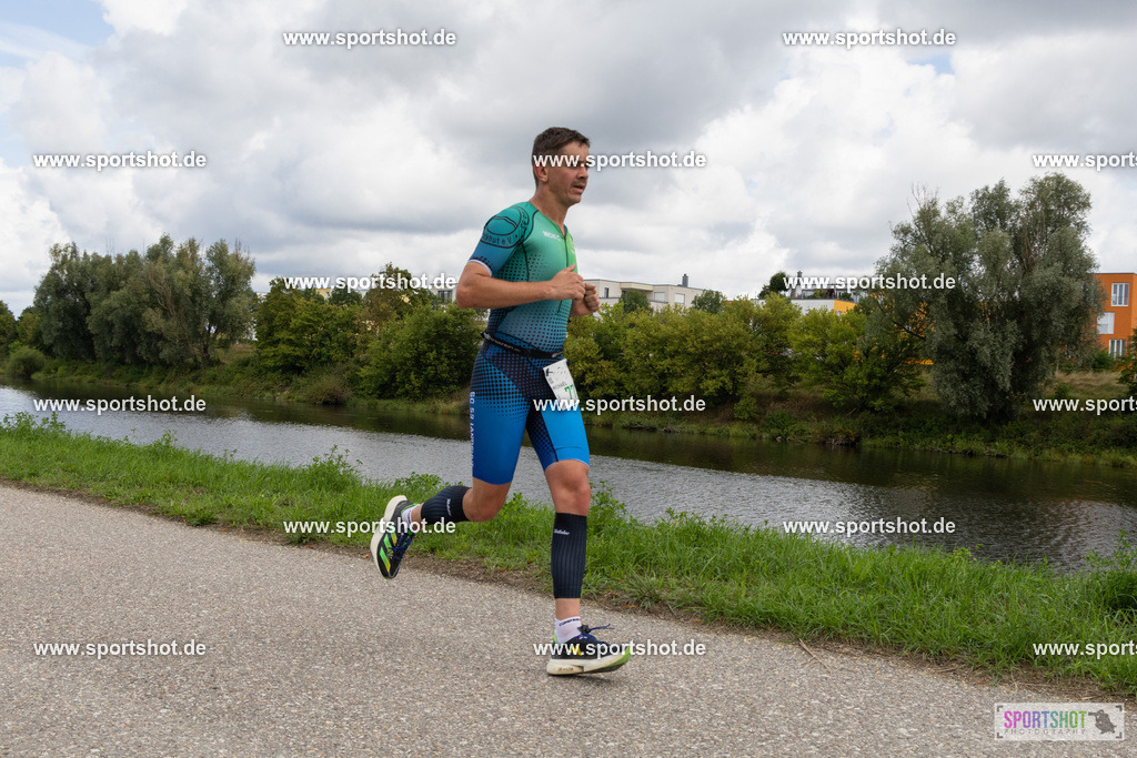 AR7_2039 | 34.REGENSBURG TRIATHLON 2025 #tristar_regensburg #regensburgtriathlon #triathlonregensburg #tristar #yourpictrs #sportshot_your_pictrs @Sportshotphotography @triathlonbundesliga