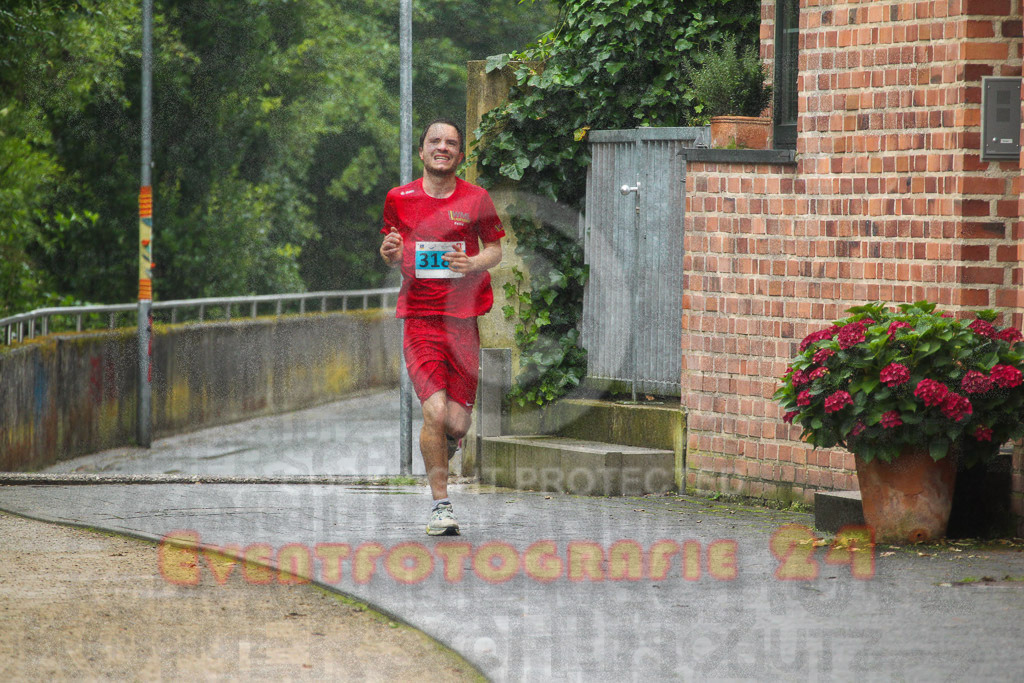 240622_1127_EV4_1155 | Sportfotografie im Rhein-Sieg Kreis, Köln, Bonn, NRW, Rheinland Pfalz, Hessen, etc. Unser Tätigkeitsfeld umfasst den Laufsport vom Volkslauf über den Marathon, Duathlon, Triathon bis zum Ultralauf wie Kölnpfad Ultra oder Schindertrail.