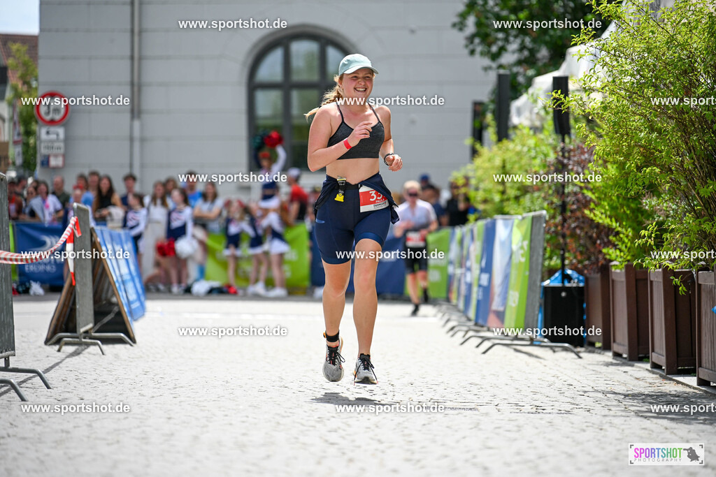 SZI_7810 | Stadttriathlon Erding 2025. #yourpictrs #sportshot_your_pictrs @Sportshotphotography #stadttriathlonerding Copyright: www.sportshot.de
