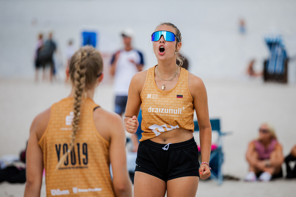 Beachvolleyball I Saison 2026 I Deutsche Meisterschaft U19 I 3. Tag | Jasper Lorenz Fotografie - Realisiert mit Pictrs.com