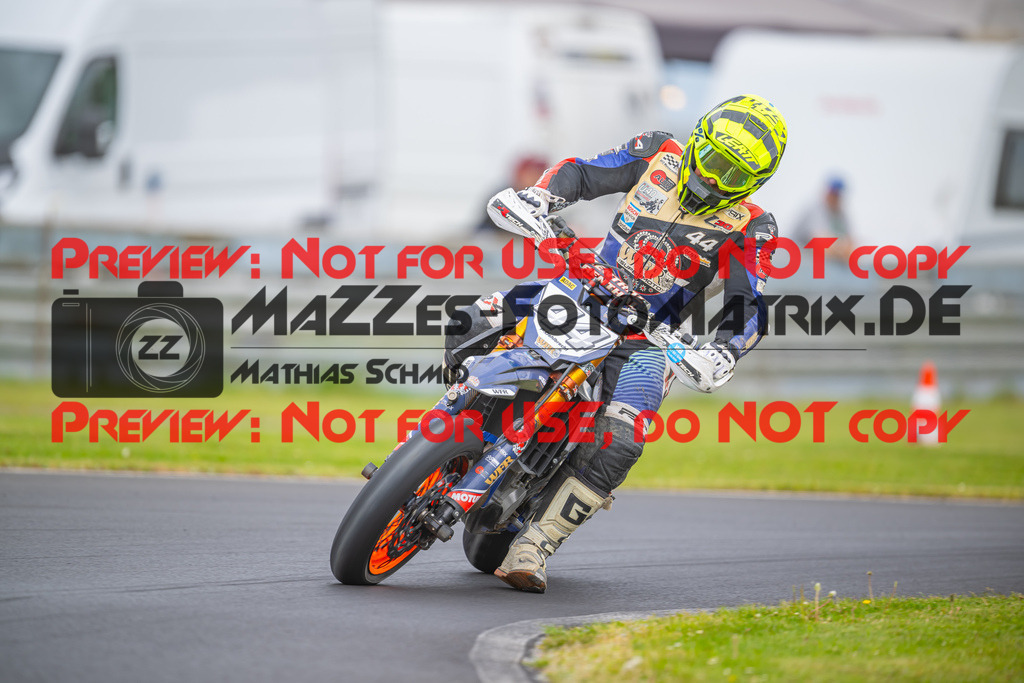 MaZZes-Fotomatrix-20260508-51519 | G1