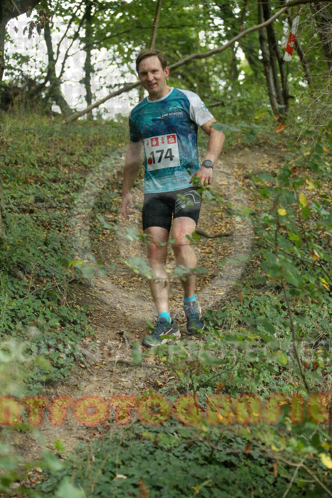 220827_1134_EX1_9176 | Sportfotografie im Rhein-Sieg Kreis, Köln, Bonn, NRW, Rheinland Pfalz, Hessen, etc. Unser Tätigkeitsfeld umfasst den Laufsport vom Volkslauf über den Marathon, Duathlon, Triathon bis zum Ultralauf wie Kölnpfad Ultra oder Schindertrail.