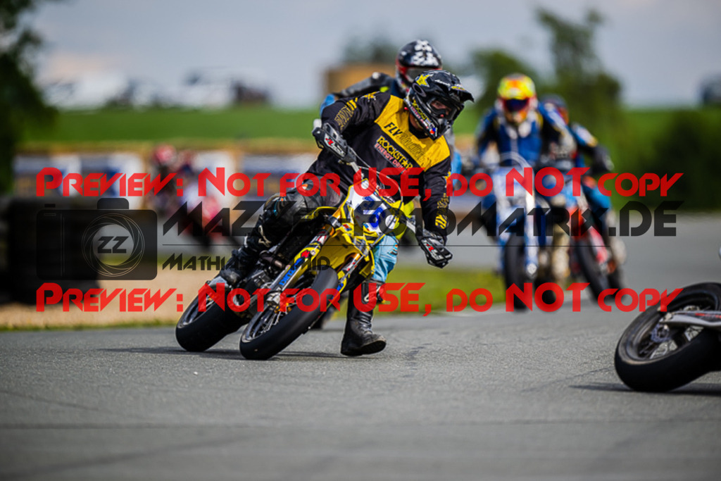 MaZZes_FotoMatrix_220904_0521 | S3