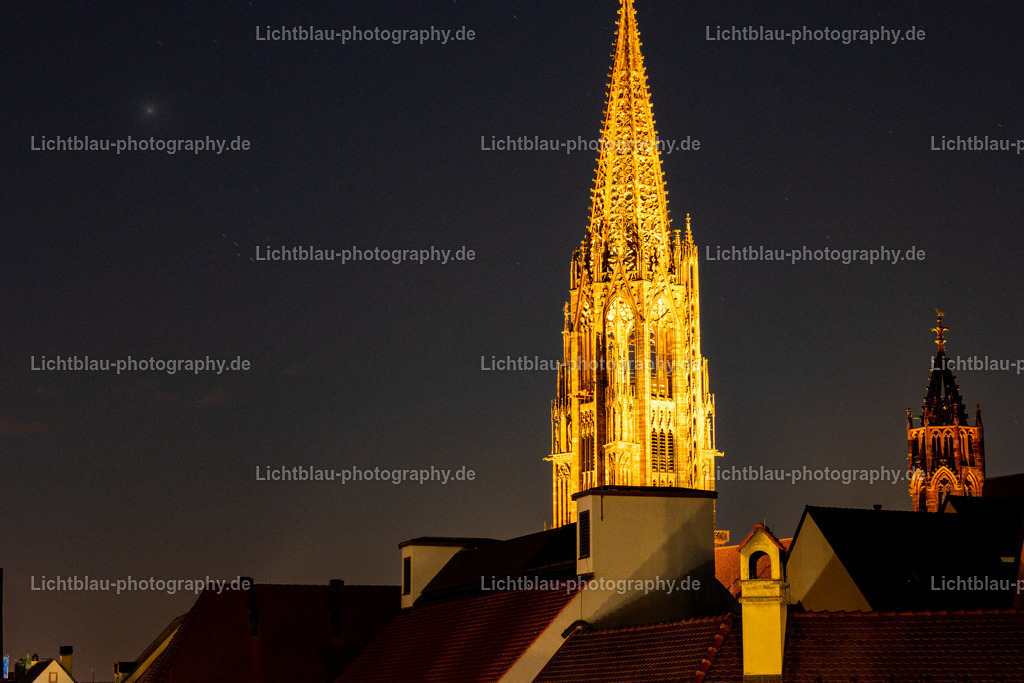 Freiburger Münster bei Nacht  | Freiburger Münster bei Nacht  - Realisiert mit Pictrs.com