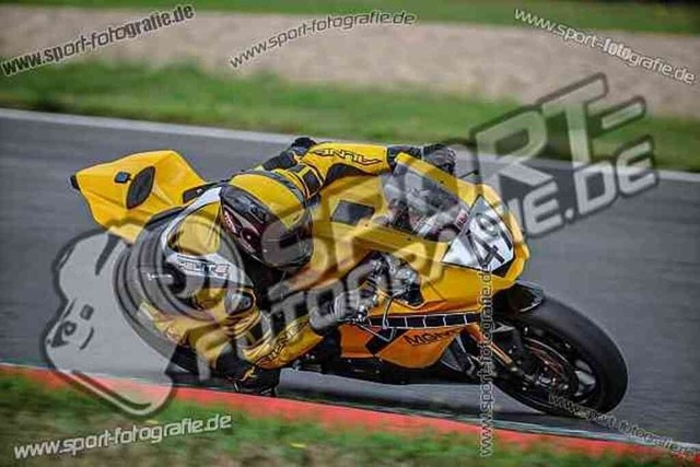 pubi7061 | Professionelle Fotos von Sportveranstaltungen, aber auch Hochzeiten und anderen Events. - Realisiert mit Pictrs.com