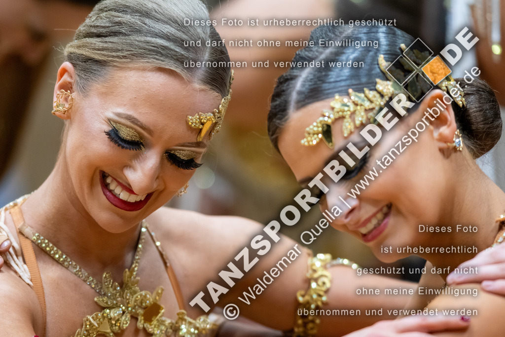 20260328-03599 | Hier finden Sie Tanz Bilder vom Latein und Standard Formationen tanzen. Sportbilder vom Tanzsport. Schöne Fotos und von Weltmeisterschaft, Europameisterschaft, Bundesliga, Regionalliga, Oberliga und Landesliga sowie von GOC Stuttgart, DanceComp, WM Bremen