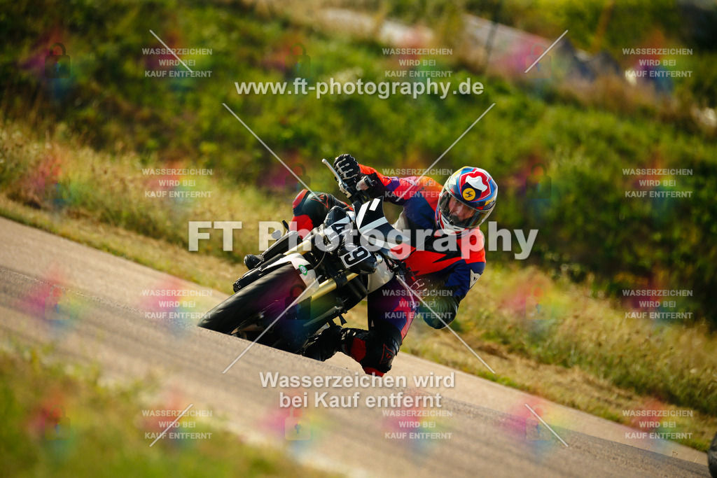 _MOT6101 | Hier findet Ihr Bilder von Touristenfahrten auf der Nürburgring Nordschleife oder von anderen Veranstaltungen die ich besucht habe. Viel Spass beim Durch Schauen 