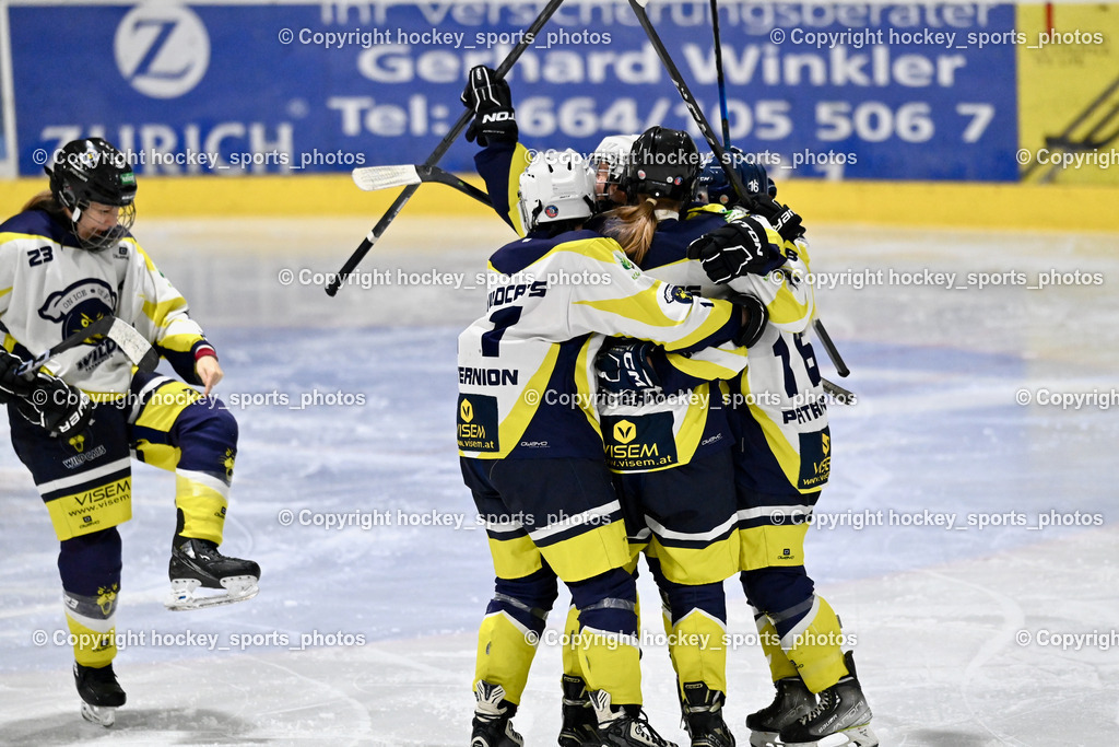 LADY HAWKS vs. WILDCATS PATERNION | #23 Stuppnig Iris WILDCATS PATERNION, #11 Tschernutter Lara WILDCATS PATERNION, Jubel Wildcats Paternion Mannschaft, #4 Oberzaucher Christina WILDCATS PATERNION, #16 Anton Sandra WILDCATS PATERNION, LADY HAWKS vs. WILDCATS PATERNION, LADY HAWKS vs. WILDCATS PATERNION am 12.03.2025 in Steindorf (Ossiachersee Halle), Austria, (Photo by Bernd Stefan)