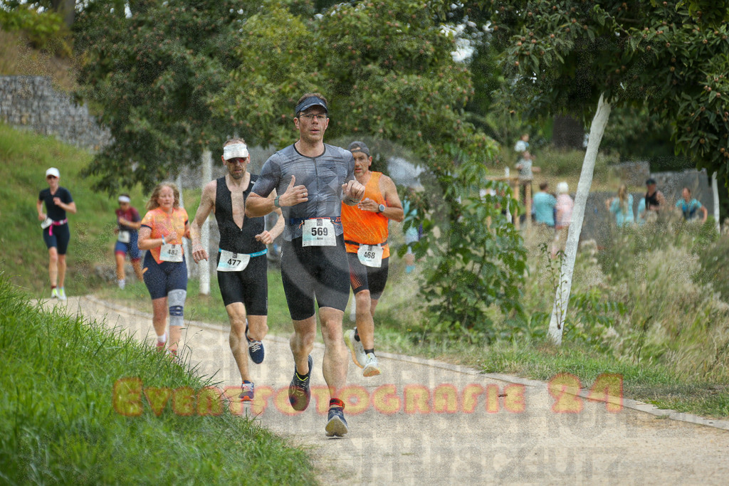250824_1402_EX1_4704 | Sportfotografie im Rhein-Sieg Kreis, Köln, Bonn, NRW, Rheinland Pfalz, Hessen, etc. Unser Tätigkeitsfeld umfasst den Laufsport vom Volkslauf über den Marathon, Duathlon, Triathon bis zum Ultralauf wie Kölnpfad Ultra oder Schindertrail.