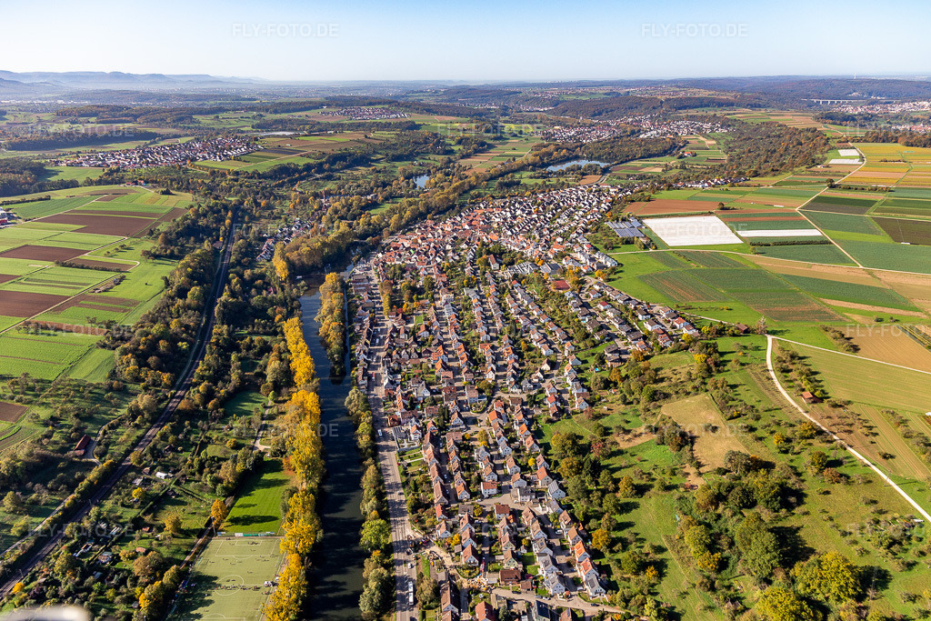 Luftbild: Ortsteil Neckarhausen in Nürtingen im Bundesland Baden-Württemberg in Deutschland. Foto: IMG_119226.jpg vom 14.10.2019 durch Werner Riehm/FLY-FOTO.de