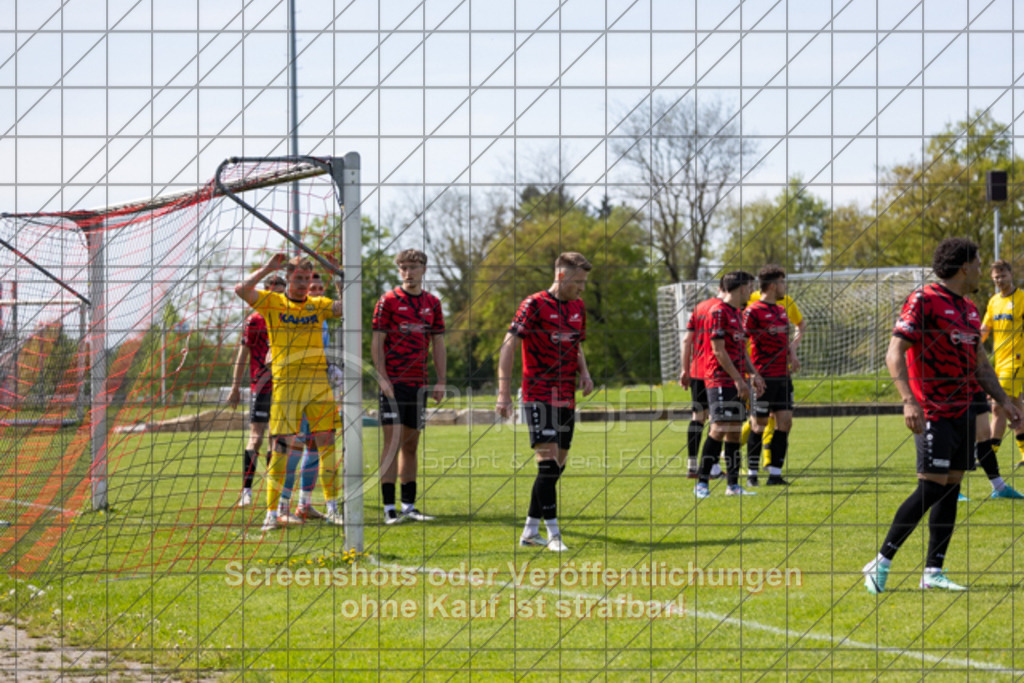 20250427_151450_0194 | #,TSV Bad Boll (rot) vs. SV Waldhausen (gelb), Fussball, Landesliga 2 - wfv, 24. Spieltag, Saison 2024/2025, Rasenplatz, Erlengarten 37, 73087 Bad Boll, 27.04.2025 - 15:00 Uhr,Foto: PhotoPeet-Sportfotografie/Peter Harich