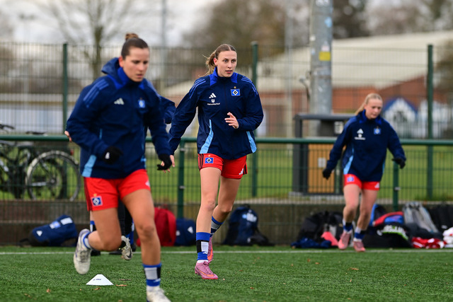 Fußball I Frauen I Saison 2025-2026 I Regionalliga Nord I 11. Spieltag I Hamburger SV U20 - Holstein Kiel I 27292 | Der Sportfotograf. - Realisiert mit Pictrs.com