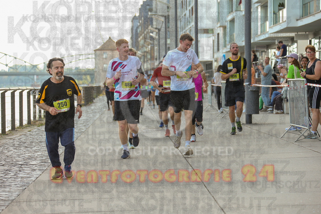 250920_1451_EX1_7947 | Sportfotografie im Rhein-Sieg Kreis, Köln, Bonn, NRW, Rheinland Pfalz, Hessen, etc. Unser Tätigkeitsfeld umfasst den Laufsport vom Volkslauf über den Marathon, Duathlon, Triathon bis zum Ultralauf wie Kölnpfad Ultra oder Schindertrail.