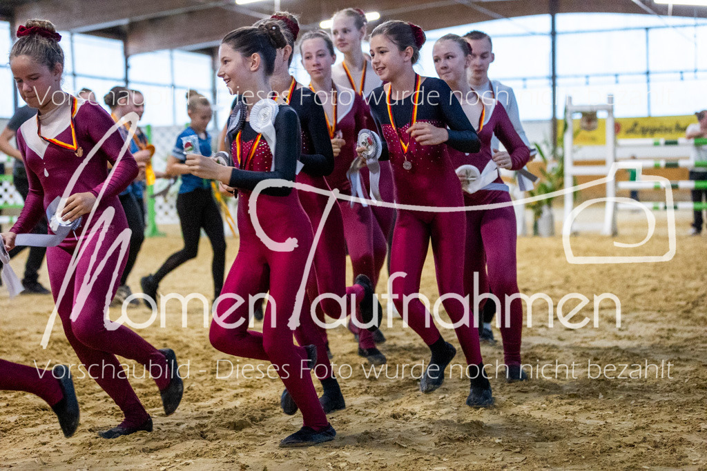 Platzierung5+6+7+NS-029 | MomenTaufnahmen Pferdesportfotos