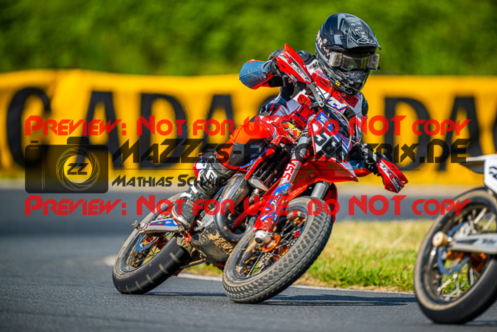 MaZZes_FotoMatrix_220528_3774 | Fotograf Mathias Schmid
Sportfotograf,
Eventfotograf,
Hochzeitsfotograf,
Portraitfotograf