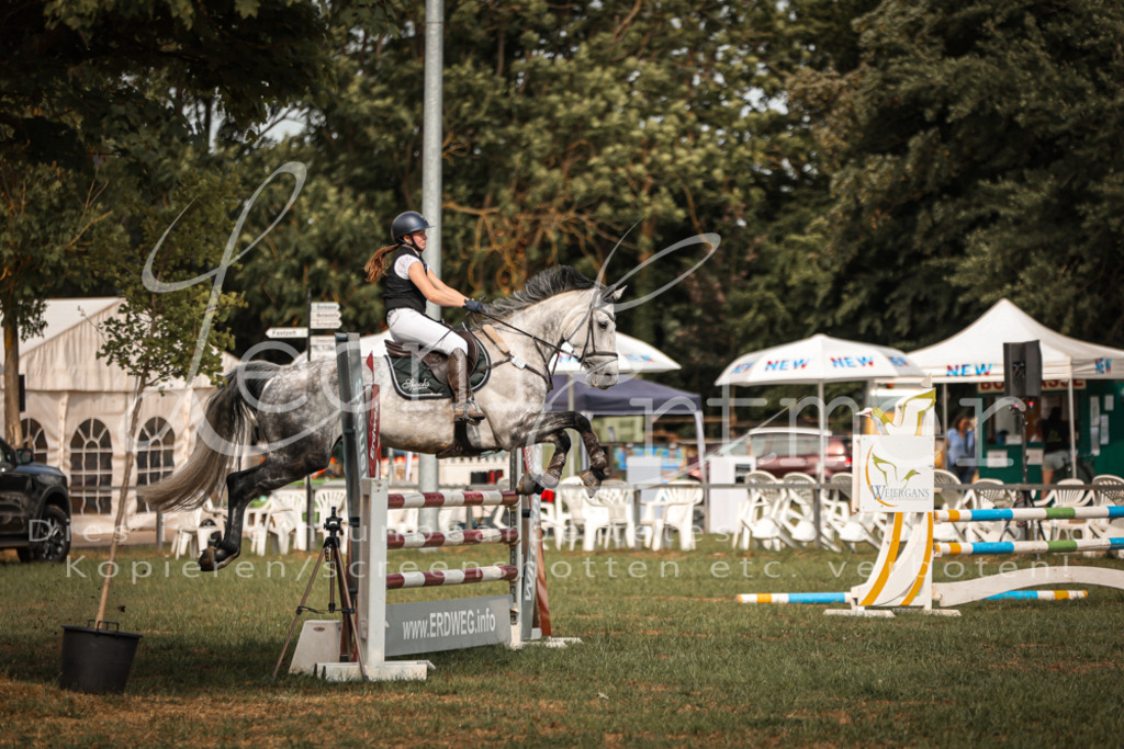 25.SaSpL00098 | Leoni Ertmer Photography - Realisiert mit Pictrs.com