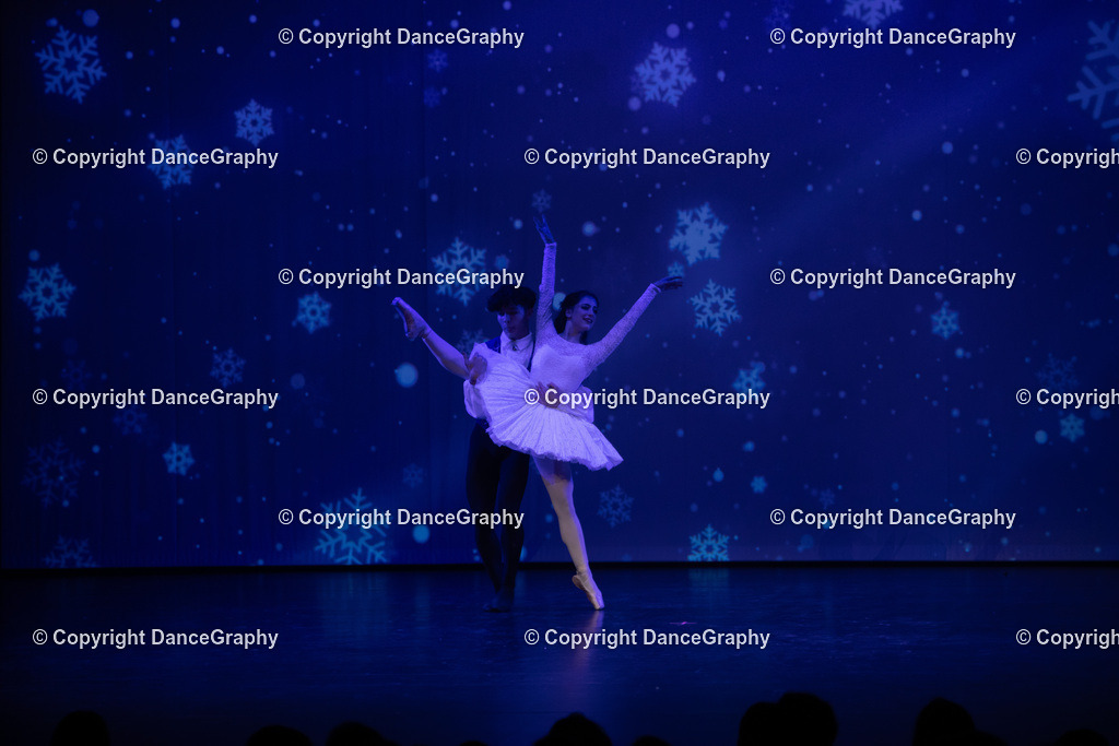 GPHY2443 | DanceGraphy - Realisiert mit Pictrs.com