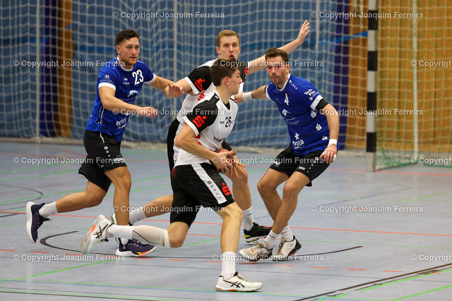 msgvshan_0094 | despor 2022.10.23 HB Männer Oberliga MSG Umstadt/Habitzheim - HSG Hanau II emspor, emonline, despor,  v.l.,  Dennis Weit (MSG Umstadt/Habitzheim), Robin Drews (MSG Umstadt/Habitzheim)
 - Realisiert mit Pictrs.com