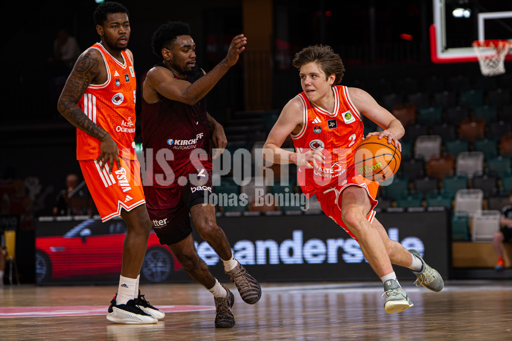 Basketball I Herren I Saison 2025-2026 I ProB Nord I 21. Spieltag I Rasta Vechta II - Iserlohn Kangaroos I 3374 | Roy Krupnikas (24, RASTA Vechta II) - Realisiert mit Pictrs.com