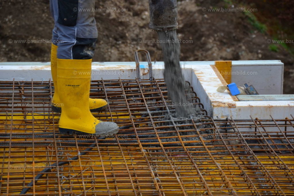 bib-lg04-betonarbeiten-decken-0667 | Nach LV-Leistungsgruppen sortierte Detailfotos über den Bau eines Hauses. Alle Hausbau-Bilder direkt vom Urheber und Autor der Website Haus-Selber-Bauen.com