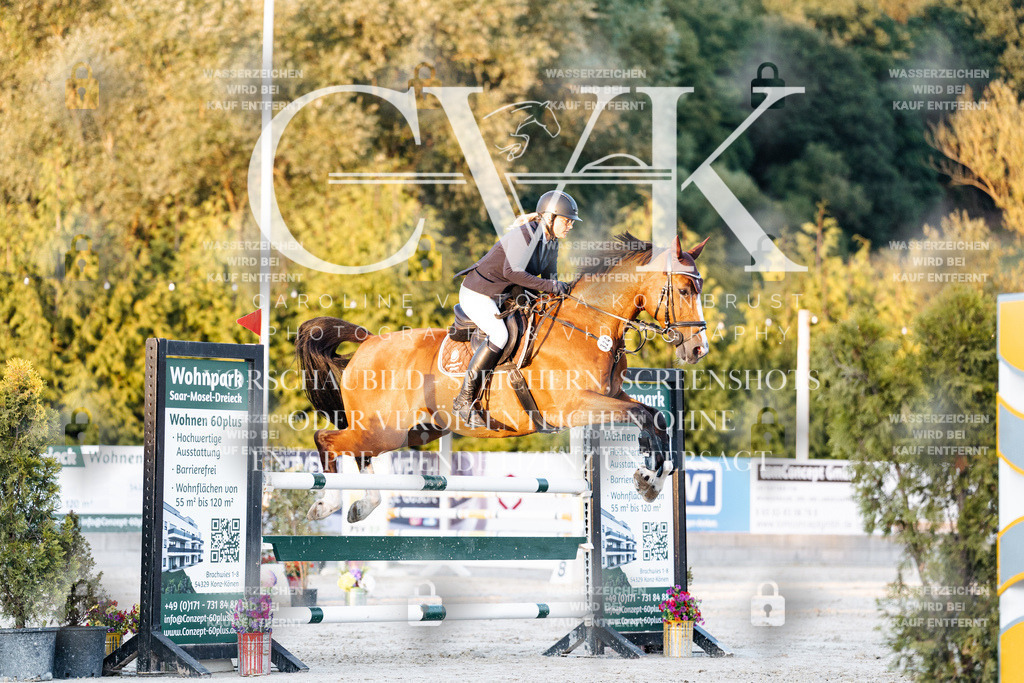 CK901201 | Turnierfotografie Pferdefotografie Trier Rheinland-Pfalz Pferdesport Reitsport Tierfotografie Sportfotografie Pferdevideo Pferdevideografie Equestrianvideography equestrianphotography  - Realisiert mit Pictrs.com