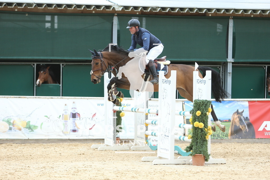 DL2Q9450 | Willkommen bei Brunnmayr - Design & Fotografie – Ihrem Spezialisten für Reitturniere und Pferdeveranstaltungen in Oberösterreich, Salzburg und Bayern! Seit über 17 Jahren sind wir leidenschaftlich dabei.