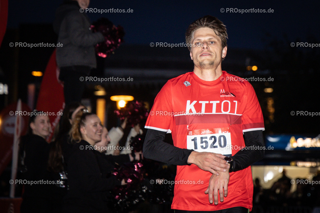 23. ASV Nachtlauf; Koeln, 13.05.26 | Impressionen vom 23. ASV Nachtlauf am 13.05.26 am Tanzbrunnen in Koeln. Foto: BEAUTIFUL SPORTS/Axel Kohring