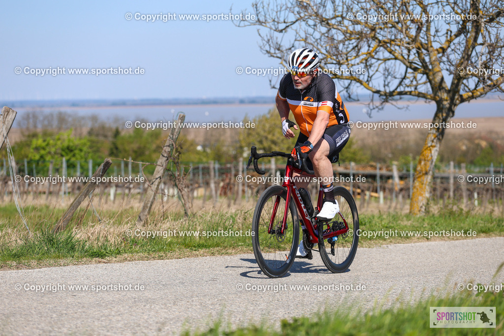 IMG_9932 | @sportshot_your_pictrs #yourpictures#roadtowm2029 #nrm #neusiedlerseeradmarathon #neusiedlersee #neusiedlerseetourismus #burgenland #mörbisch #nrm26 #burgenlandtourismus #voglundco #poweredbyburgenlandtourismus #radsport #rad #marathon #ucigranfondo #visitburgenland #ucigranfondoworldseries
