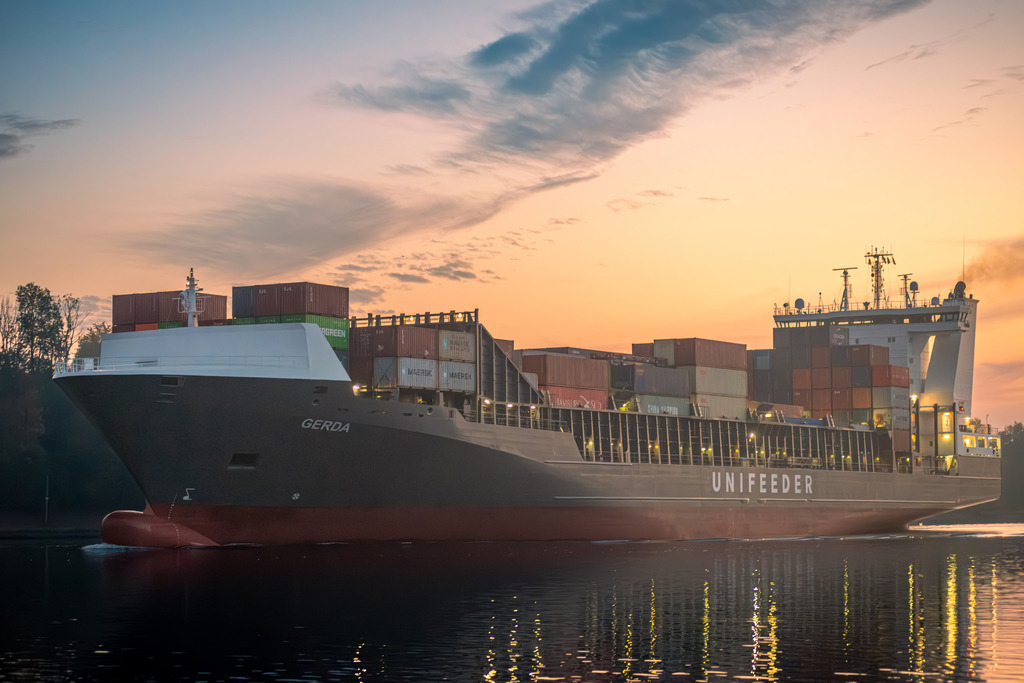 CCM_7075-Verbessert-RR | Entdecken Sie hochwertigen Fotodruck auf Leinwand, Acrylglas, Alu-Dibond und weiteren Materialien bei Fotodruck Online. Gestalten Sie individuelle Wandbilder in bester Qualität – ideal für besondere Erinnerungen und stilvolle Dekorationen. 