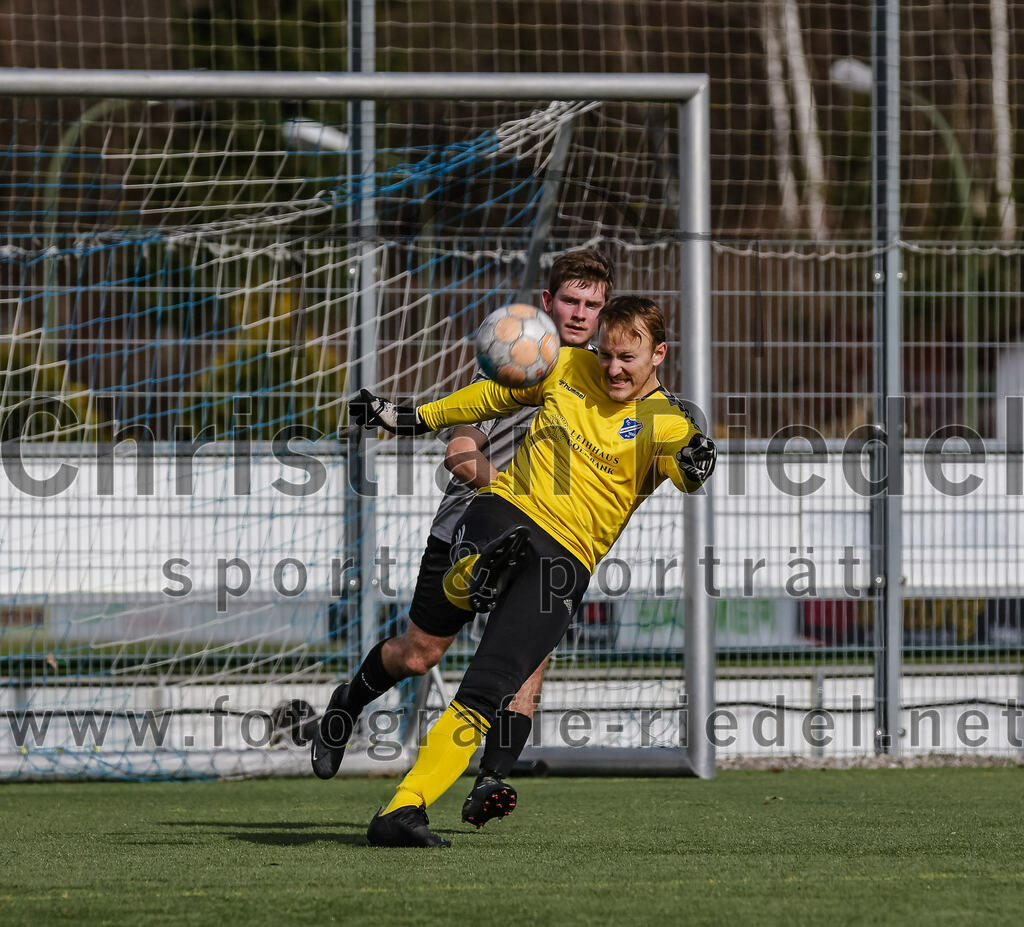 2024-02-24_068_FC_Langengeisling_II_gegen_SG_Reichenkirchen | Erding, Deutschland, 24.02.2024:
Fußball, Kreisklasse 2023 / 2024, Testspiel, FC Langengeisling II gegen SG Reichenkirchen, Endergebnis: 7:1

Torwart Christian Bernhardt (FC Langengeisling, #1)

Foto: Christian Riedel / fotografie-riedel.net