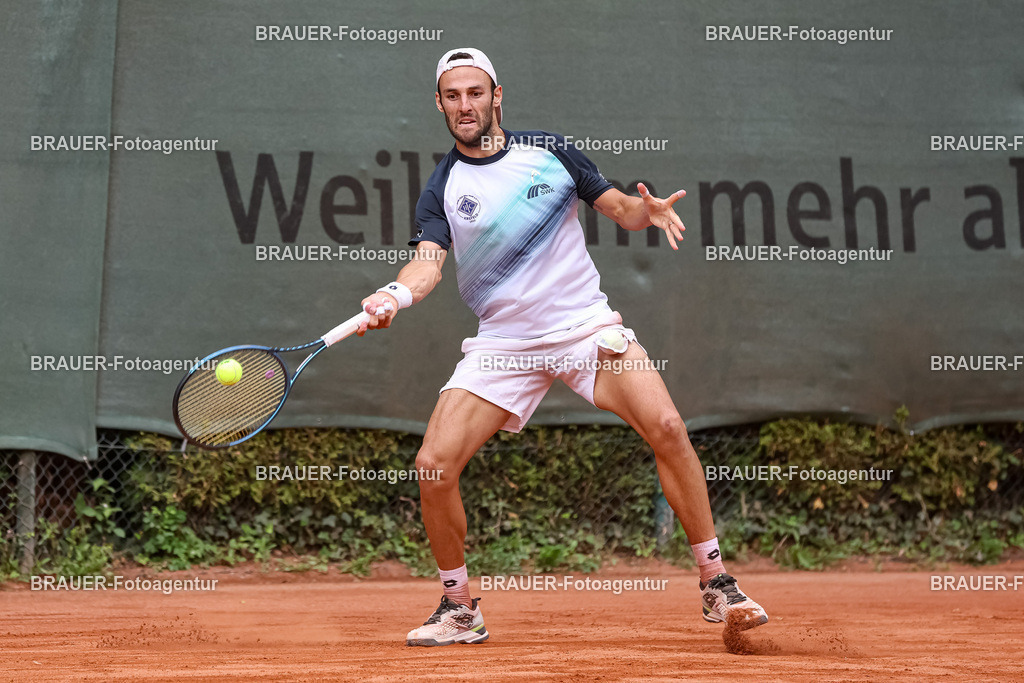 HTC Blau-Weiß Krefeld - LTTC Rot-Weiß Berlin  | Krefeld, Deutschland 21.07.2023, Stefano Travaglia (HTC Blau-Weiß Krefeld) gegen Timo Stadder (LTTC Rot-Weiss Berlin) ,

bei der 2. Tennis Bundesliga Nord Begegnung zwischen HTC Blau-Weiß Krefeld und LTTC Rot-Weiß Berlin am 21.07.2023 in Krefeld.

(Foto: BRAUER-Fotoagentur)
 
