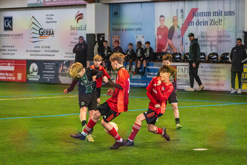 _BLR8933 | Professionelle Fußball- und Sportfotografie. Spielbilder online ansehen und kaufen – Einzelbilder oder komplette Galerien in hoher Qualität. - Realisiert mit Pictrs.com
