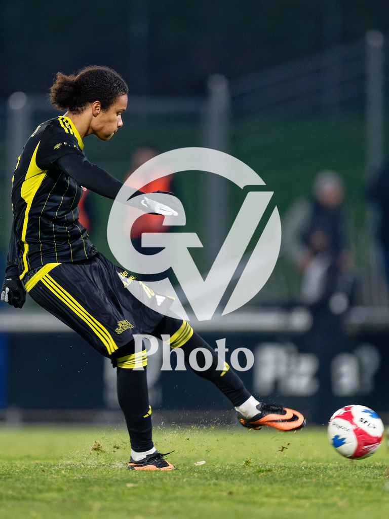 Coupe Suisse - 1/8 de finale - FC Stade Nyonnais v Neuchatel Xamax |  during the Coupe Suisse - 1/8 de finale match between FC Stade Nyonnais and Neuchatel Xamax at Centre sportif de Colovray in Nyon, Switzerland