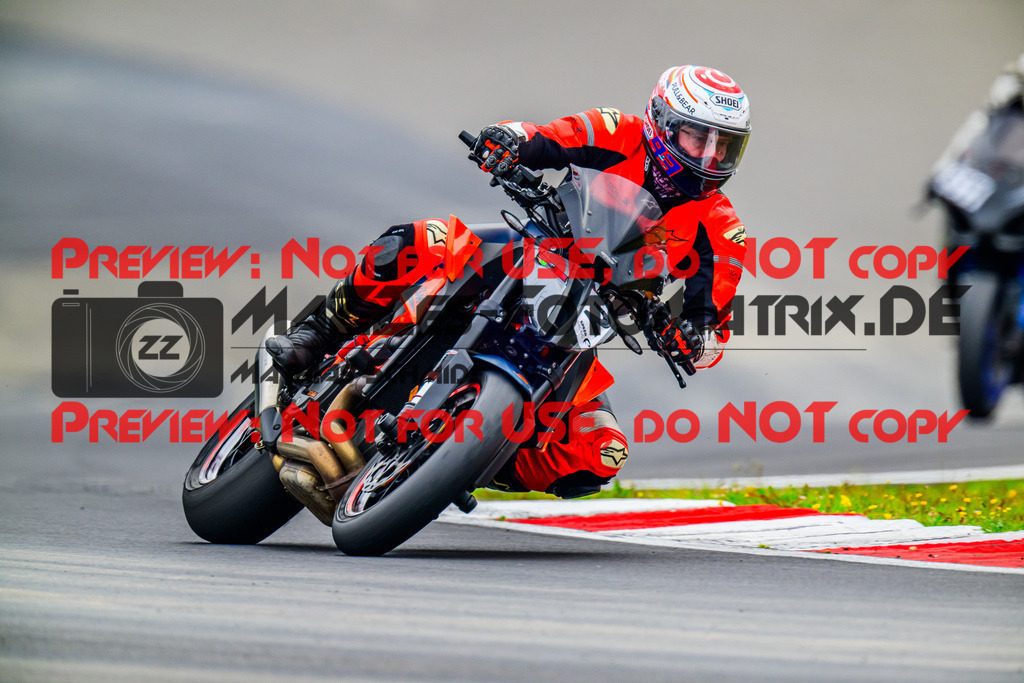 MaZZes_FotoMatrix_240910_6007705_1019 | ROT