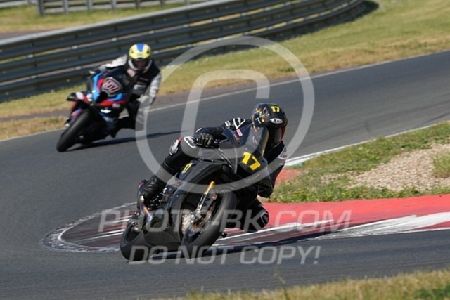 2024_05_16_PBK_15876 | Sportfotografie; SlowMotion; Video; Rennstrecke; Hafeneger; Speer; Racing; RSE; BMW; CBO; Trackday; Motorsportarena; Hockenheimring; Brno; Most; Barcelona; Valencia