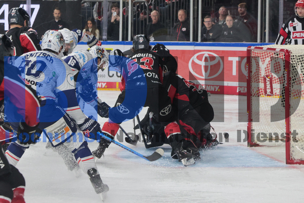 SES_KOLISE20250119-46 | bond - Realisiert mit Pictrs.com