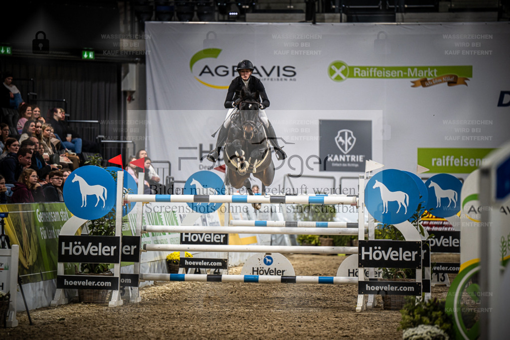 DOS_1633 | Entdecke hochwertige Reitturnierfotos von Foto Oger. Professionell, emotional und authentisch – jetzt Lieblingsmomente im Shop bestellen. - Realisiert mit Pictrs.com