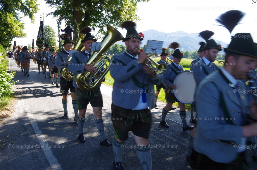 IMGP5937 | fotografiert von Axel PollmannLeonhardi Wallfahrt Benediktbeuern und Murnau, Fronleichnam, Fasching, Landschaft im Loisachtal und Benediktbeuern  - Realisiert mit Pictrs.com