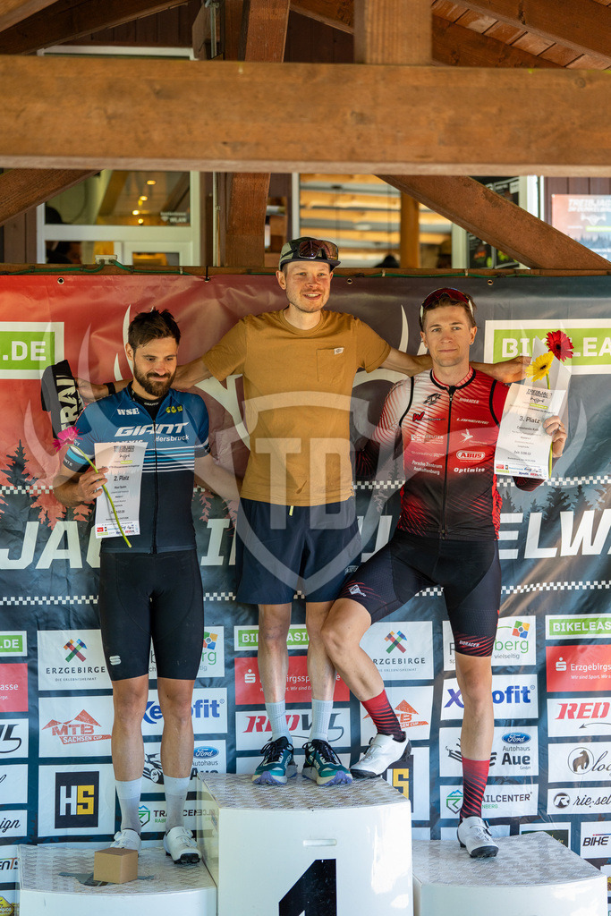 _DSC5826 | Fotogalerie der Treibjagd im Dunkelwald - Dein MTB Etappenrennen im Erzgebirge - Realisiert mit Pictrs.com