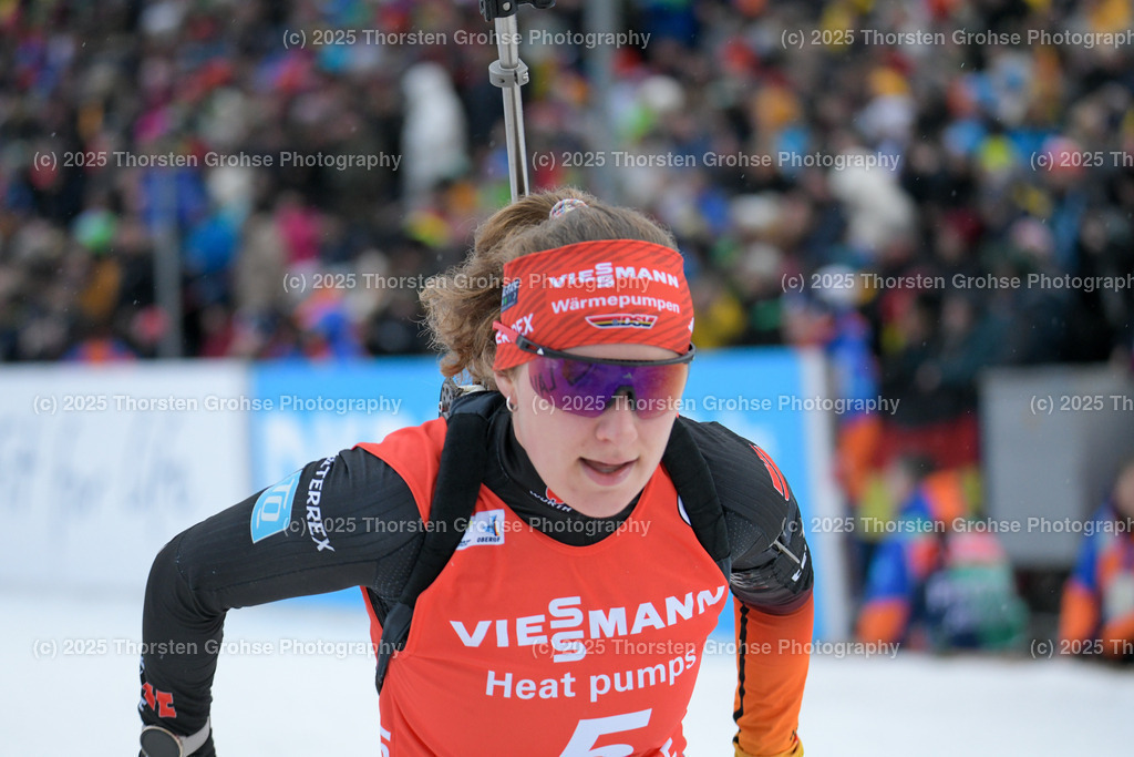BMW IBU World Cup Biathlon - Oberhof (GER) 2024, 06.01.2024 | BMW IBU World Cup Biathlon - Oberhof (GER) 2024, FRAUEN 10 KM VERFOLGUNG am 06.01.2024 in ARENA AM RENNSTEIG in Oberhof, (Germany)

Image: Janina Hettich-Walz  GER - Realisiert mit Pictrs.com