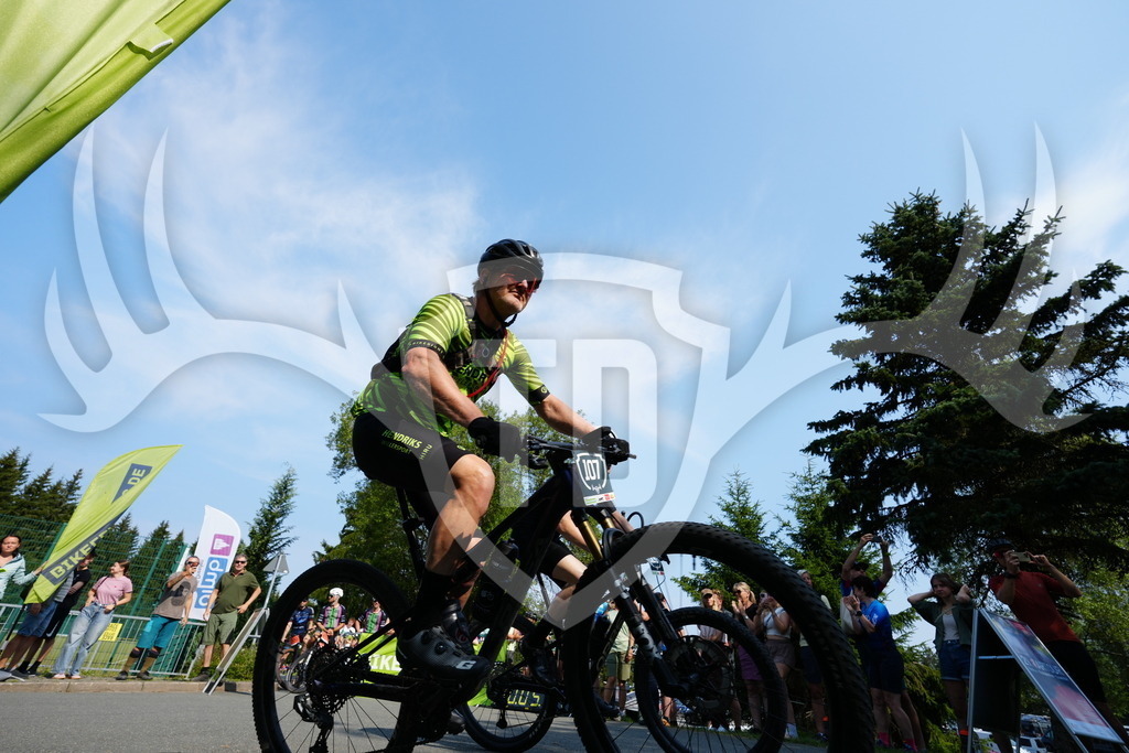 FC102517 | Fotogalerie der Treibjagd im Dunkelwald - Dein MTB Etappenrennen im Erzgebirge - Realisiert mit Pictrs.com