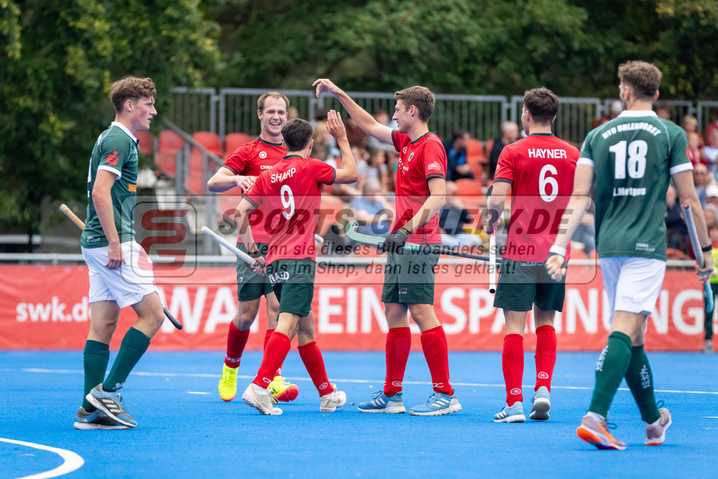 HK_20240915_106498 | 1. Bundesliga Herren Crefelder HTC - Uhlenhorst Mülheim am 15.9.2024 Crefelder HTC , CHTC, Krefeld , Linus Michler ( Crefelder HTC #7 ) , Sharp Lachlan ( Crefelder HTC #9 ) , Schröder Mika ( Crefelder HTC #33 ) , Sharp Lachlan ( Crefelder HTC #9 ) , Lukas Mertgens ( Uhlenhorst Mülheim #18 )