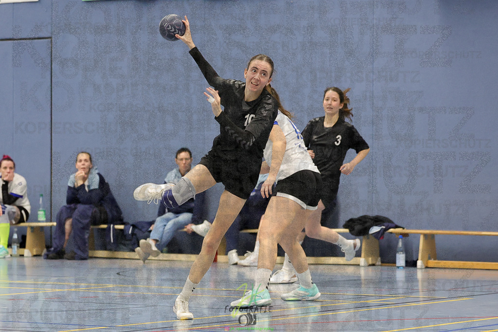 Frauen 2. Bezirksklasse, SG Rechtenbach - HSG Kleenheim/Langgöns III | Frauen 2. Bezirksklasse, SG Rechtenbach - HSG Kleenheim/Langgöns III am 16.11.2024 in Rechtenbach (Sporthalle Rechtenbach)Photo © 2024 - Jörg Heinrich - Realisiert mit Pictrs.com